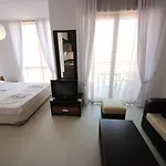 Menada Rainbow Apartamento Sunny Beach
