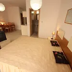 Menada Rainbow Apartamento