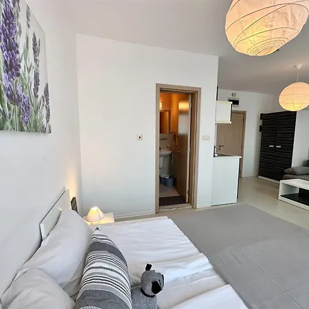 Appartamento Menada Rainbow