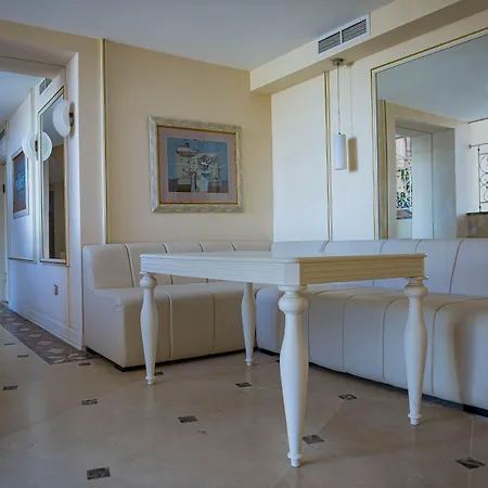 Menada Rainbow Appartamento