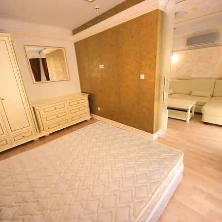 Menada Rainbow Apartmán Sluneční pobřeží