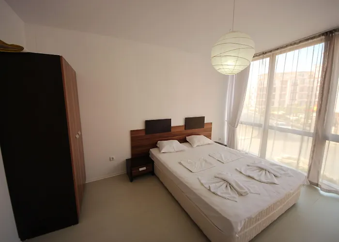 Menada Rainbow Apartment *