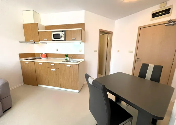 Menada Rainbow Apartment