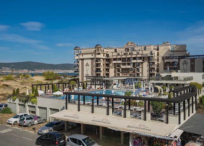 Menada Rainbow Apartment *